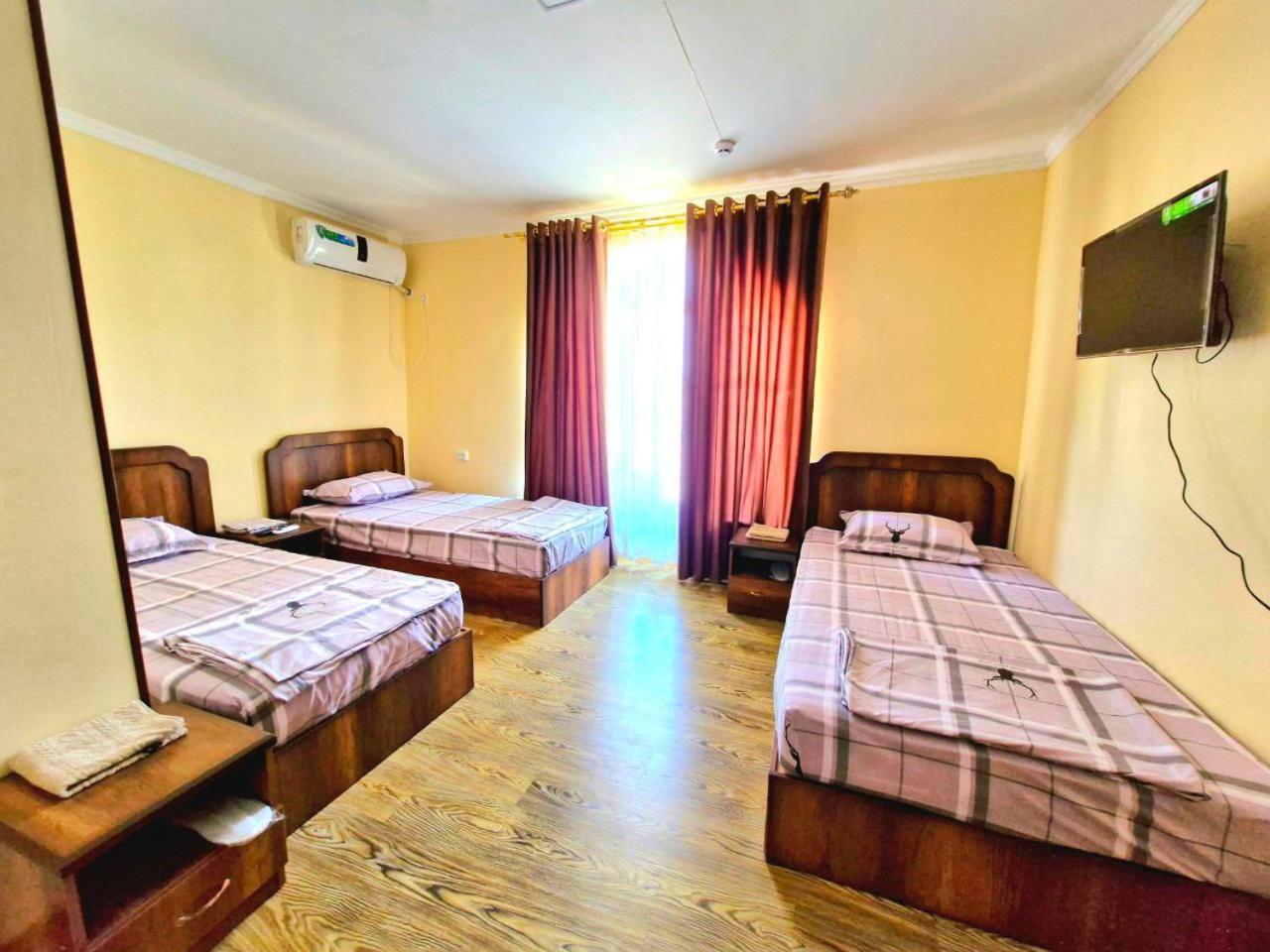 Hotel Mir Адрес Abu Ali Ibn Sino 4A Бухара Екстер'єр фото