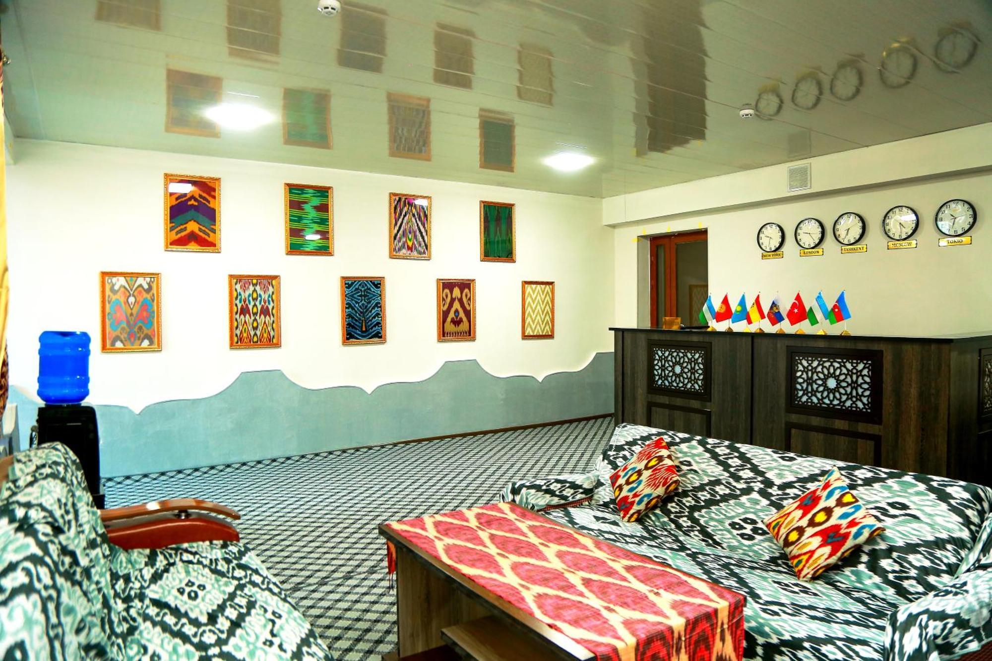 Hotel Mir Адрес Abu Ali Ibn Sino 4A Бухара Екстер'єр фото
